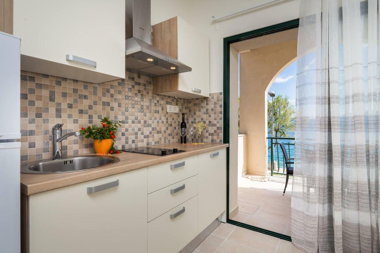 Apartments In Заострог Экстерьер фото