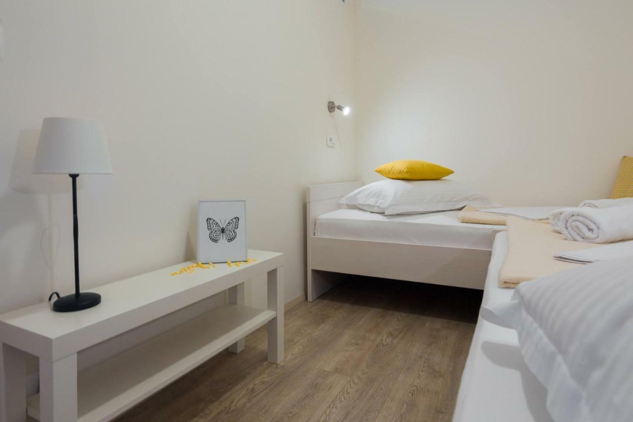 Apartments In Заострог Экстерьер фото