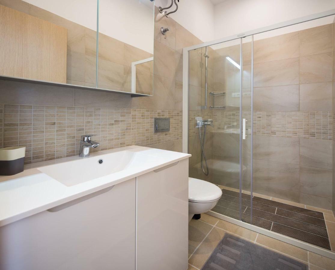 Apartments In Заострог Экстерьер фото