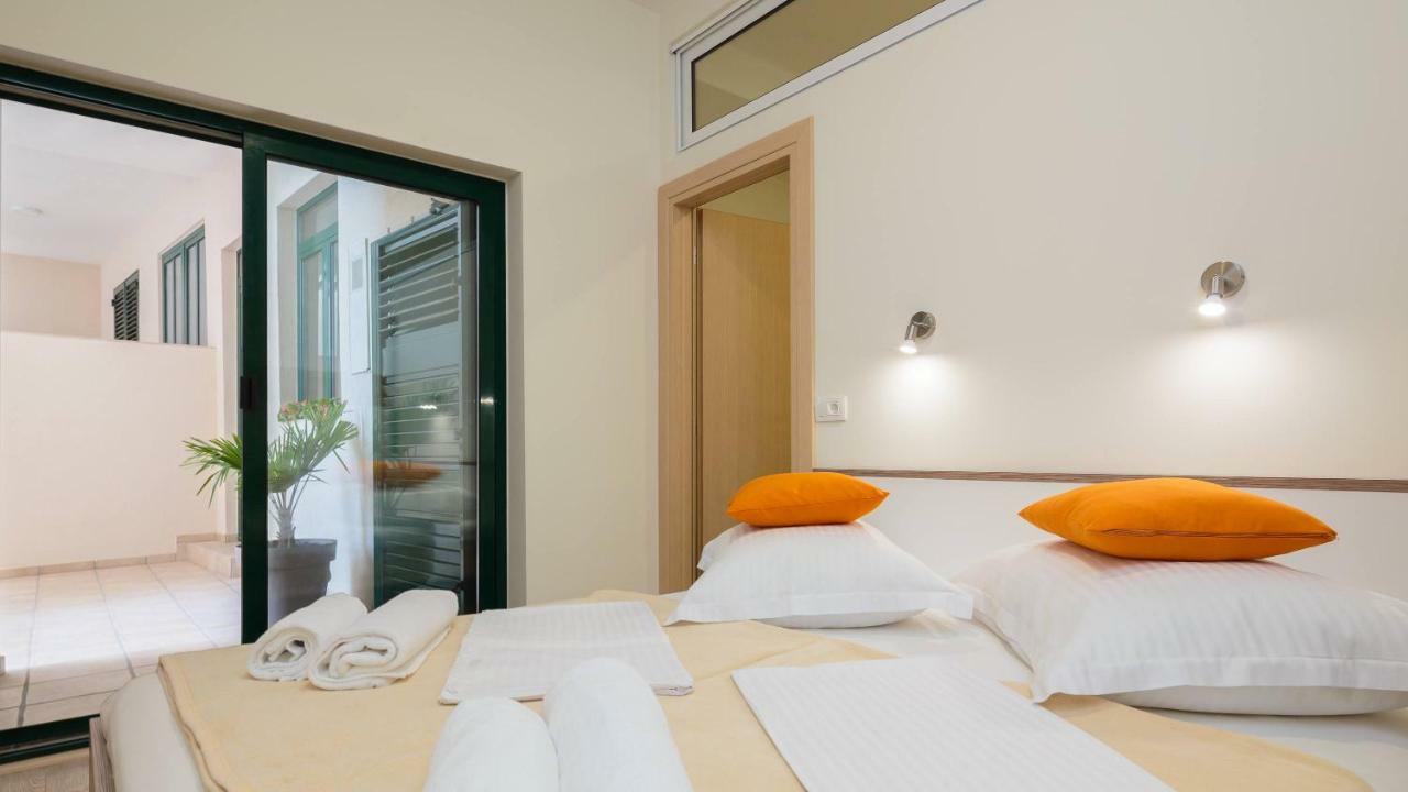 Apartments In Заострог Экстерьер фото