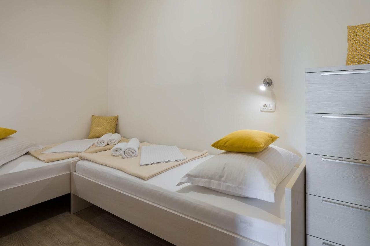 Apartments In Заострог Экстерьер фото